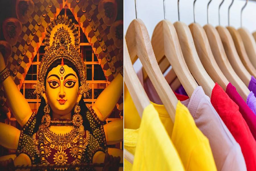 Navratri Colour of Clothes Durga Puja