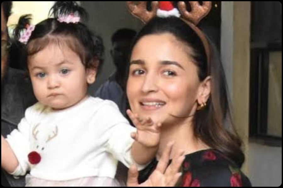 Alia Bhatt Daughter Photos