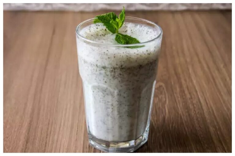 Right Way To Drink Chaas: भूलकर भी ना मिलाएं छाछ में नमक, पेट को होगा नुकसान, ये चीजें रहेगी बिल्कुल सही