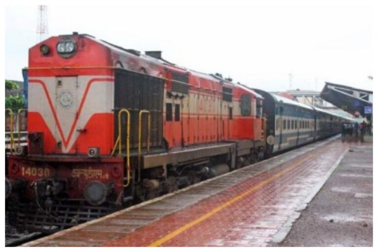 IRCTC: ‘तत्काल टिकट बुकिंग’ के लिए परेशान ना हो, फॉलो करें ये स्टेप्स, मिनटों में हो जाएगी बुक