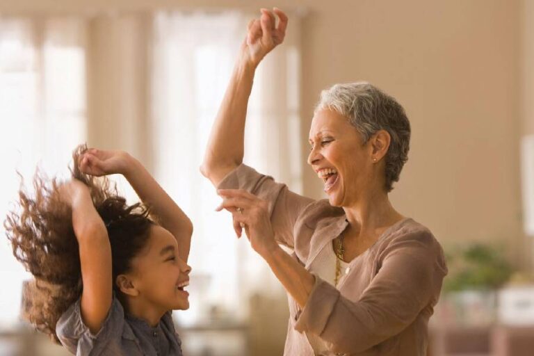 Aging and Brain : 60 साल की उम्र में सठियाता नहीं है दिमाग, भूल जाएं अब यह कहावत