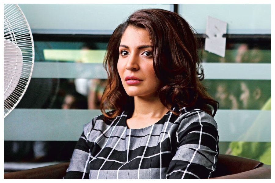 Anushka Sharma trapped in a problem