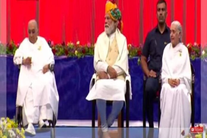 PM MODI in Brahma kumaris