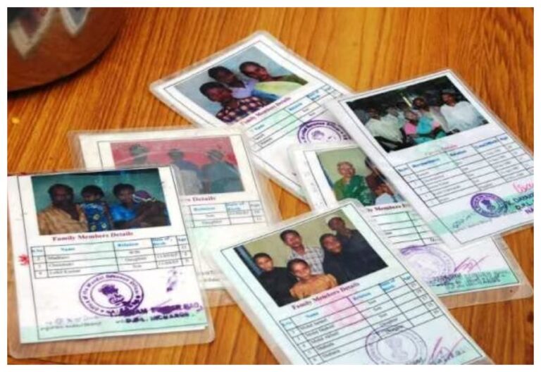 Ration Card: इस नंबर पर करते ही कॉल, घर बैठे बन जाएगा आपका राशन कार्ड