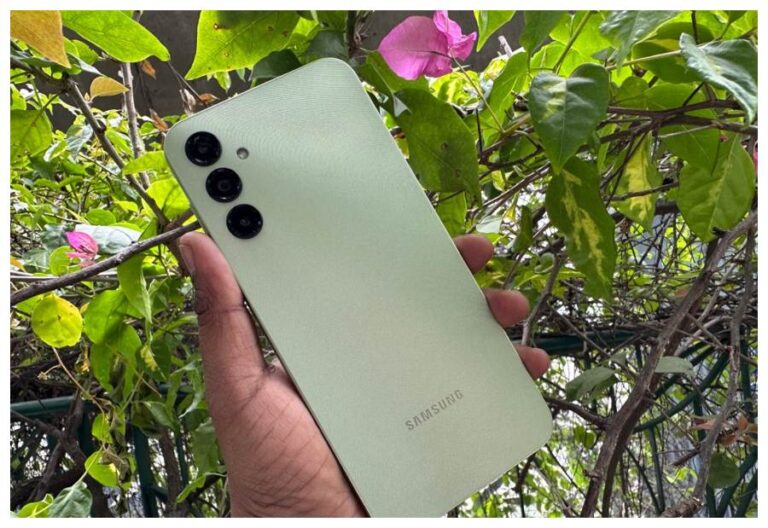 Samsung Latest Smartphone: सैमसंग गैलक्सी के इस लेटेस्ट मॉडल की जानें कीमत, फीचर्स और स्पेसिफिकेशन