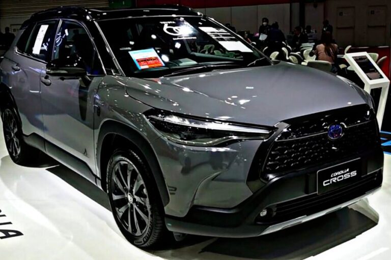 Toyota जल्द लॉन्च करने जा रही ऐसी गाड़ी की एसयूवी 700 का बाजार होगा खत्म, इंजन की ताकत करेगी हैरान