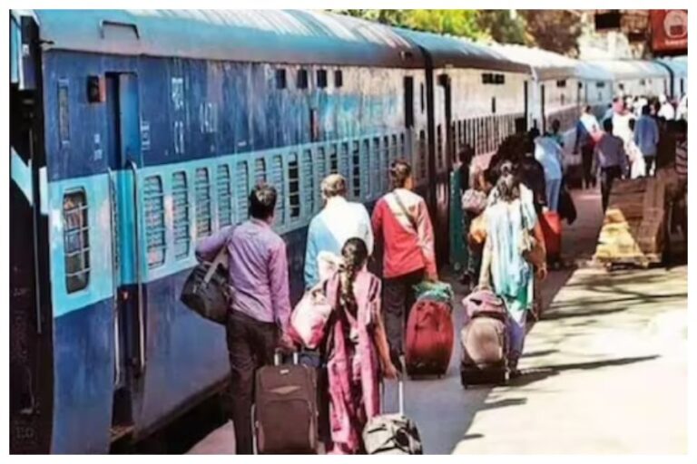 Tatkal Ticket Booking Tips: तत्काल में टिकट बुकिंग 100% कंफर्म, घर बैठे बस करें ये काम