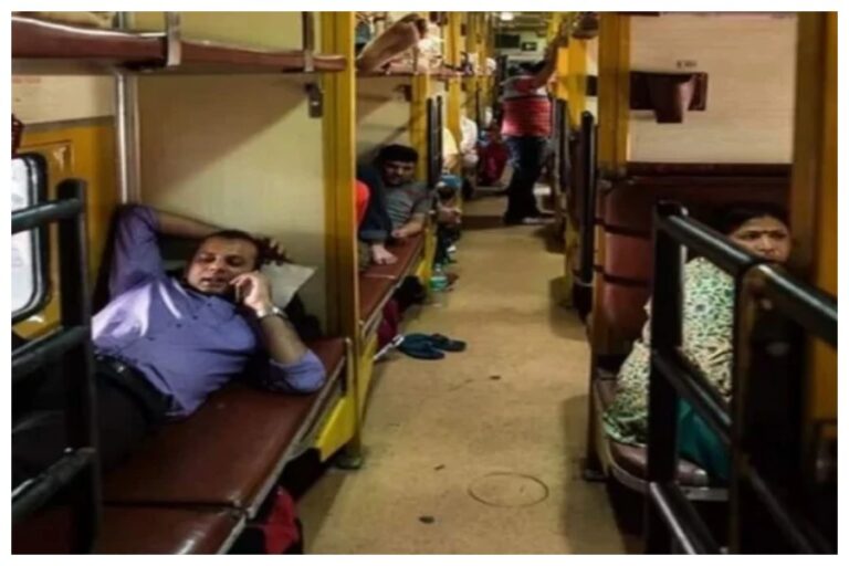 Indian Railway Rules Changed: अब दूसरे व्यक्ति के टिकट पर कर सकेंगे यात्रा, टीटीई नहीं पाएगा रोक, जानिए