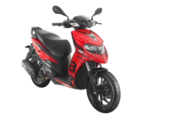 Aprilia SR 160 Aprilia SR 160, petrol scooter, scooters under 1 lakhs,