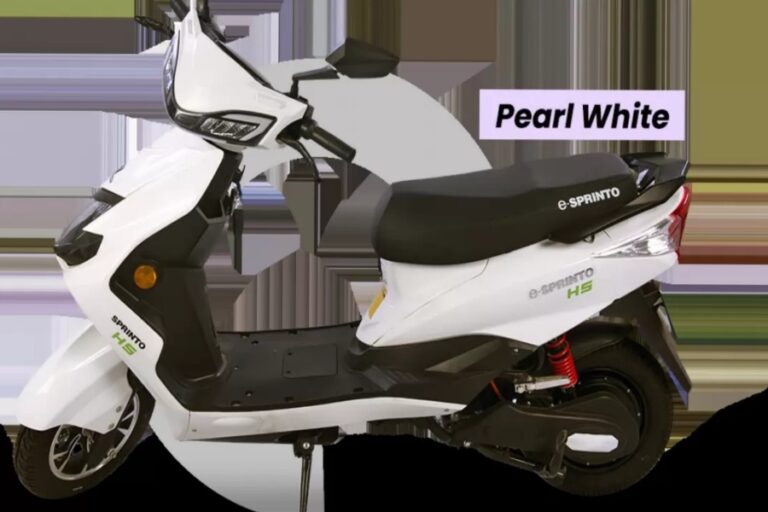 इस Electric Scooter ने उड़ाई पेट्रोल वाले स्कूटर की धज्जियां, लंबी रेंज के साथ लेटेस्ट फीचर्स