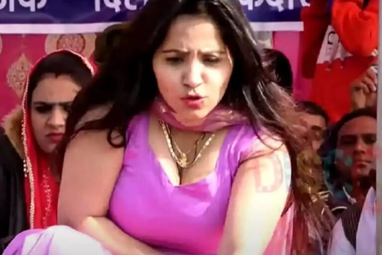 Rachna Tiwari के हो रहे गली गली में चर्चें, फिदा हो गए उनपर गली के सभी लड़के