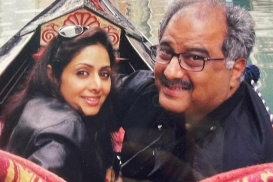 Boney Kapoor Shared unseen Pic with Sridevi