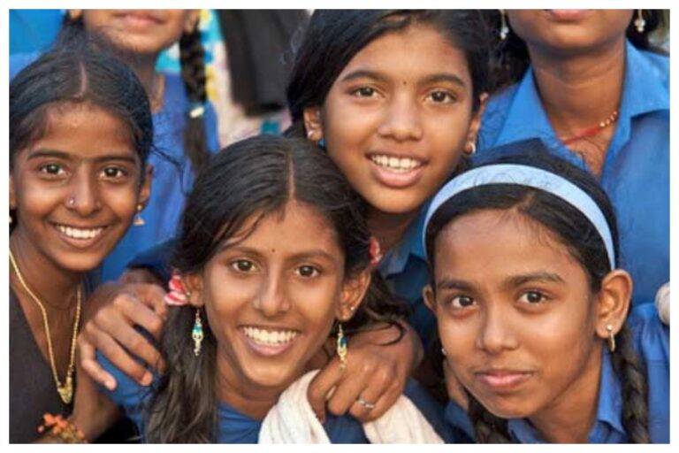 Best Scheme For Girls: सरकार की बड़ी घोषणा, बेटियों को दिएं जाएंगे पूरे 10000 रुपये, ऐसे करें एप्लाई