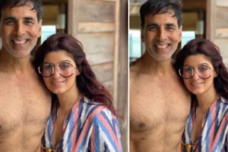 Shirtless Akshay Kumar