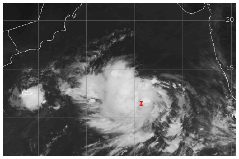 Cyclone Biparjoy: अरब सागर के ऊपर ‘बीपरजॉय’ का बढ़ा खतरा, तूफान को लेकर IMD ने जारी किया अलर्ट