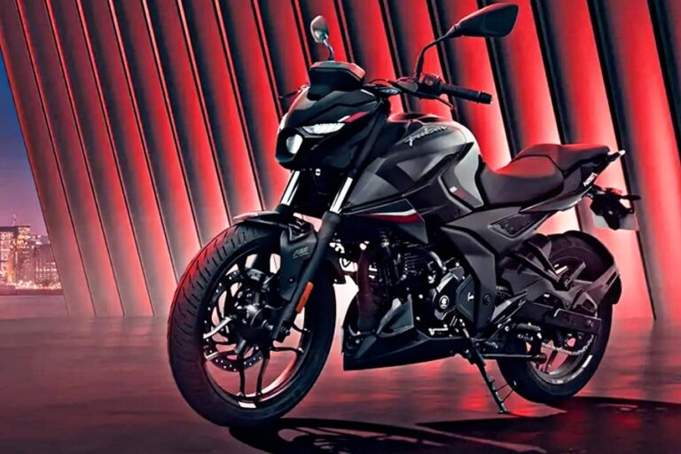 KTM का धुआं उड़ाने आई Bajaj की धुआंधार बाइक, तेज रफ्तार वाली फर्राटे भरने तैयार