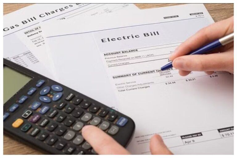 Save Electricity Ideas and Tips: बदलते मौसम और बढ़ती मंहगाई के दौर में ऐसे बचाएं बिजली का बिल…