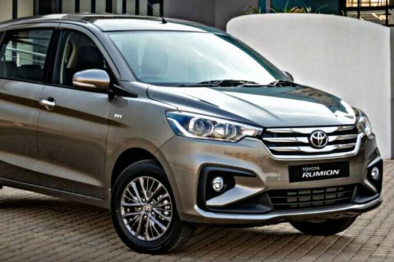 अब Toyota ने लॉन्च की खास फीचर्स वाली उम्दा गाड़ी, जानें पूरी डिटेल