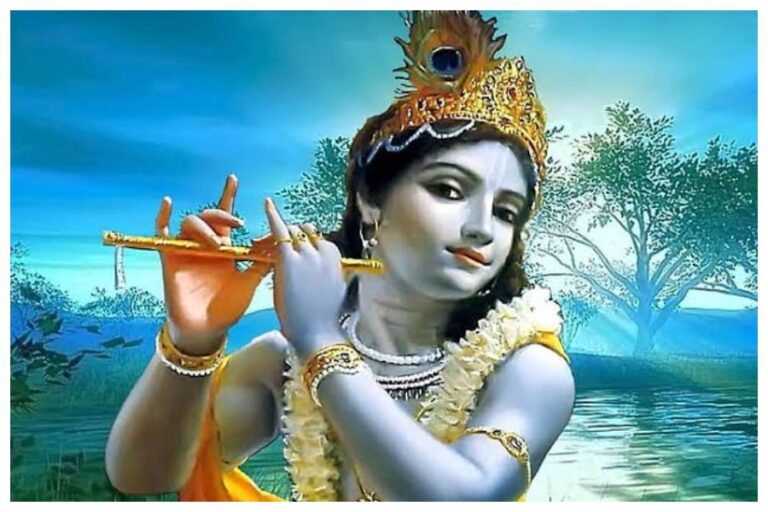 Shree Krishna Sculpture: बांके बिहारी की घर में लगाएं ऐसी प्रतिमा, मिलेगा विशेष लाभ