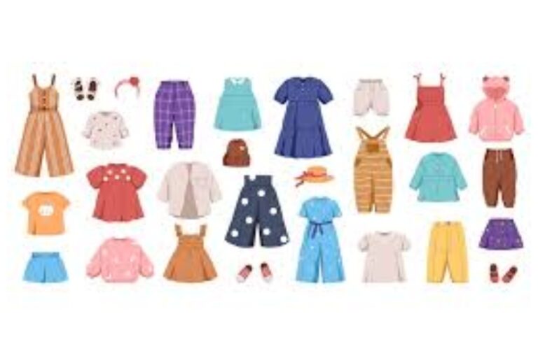 Vastu Tips for Clothes: कपड़े खरीदते समय रंगों का रखें खास ख्याल, जाने क्या कहता है वास्तु शास्त्र