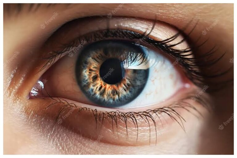 Eye Colour For Personality: आंखों के रंग से जाने किसी व्यक्ति का व्यक्तित्व, जाने समुद्र शास्त्र के अनुसार