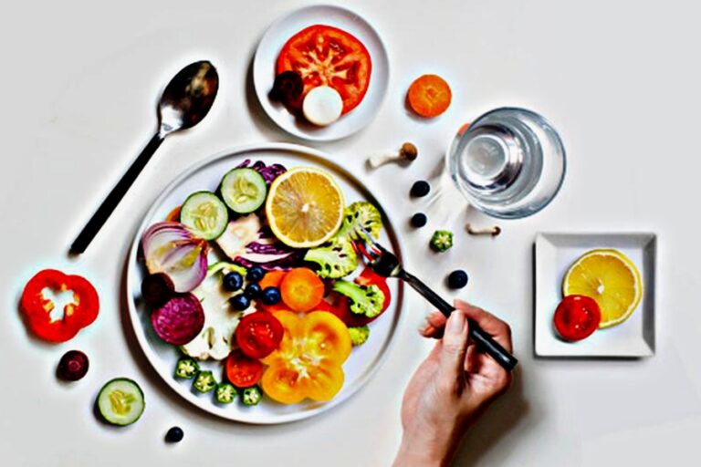 कमजोर पड़ गई नसें तो यह फूड्स होंगे वरदान, ब्लड प्रेशर भी होगा छूमंतर