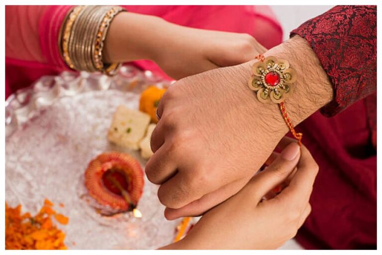Raksha Bandhan 2023 Date : जानें राखी बांधने का सही समय और शुभ मुहूर्त