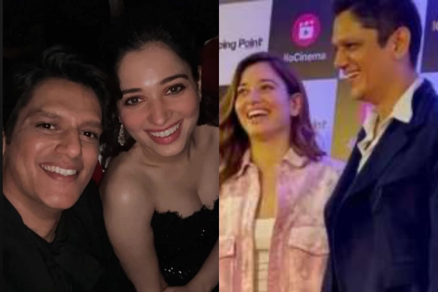 Tamannaah Bhatia Poses With Vijay Varma Tamannaah Bhatia Poses With Vijay Varma