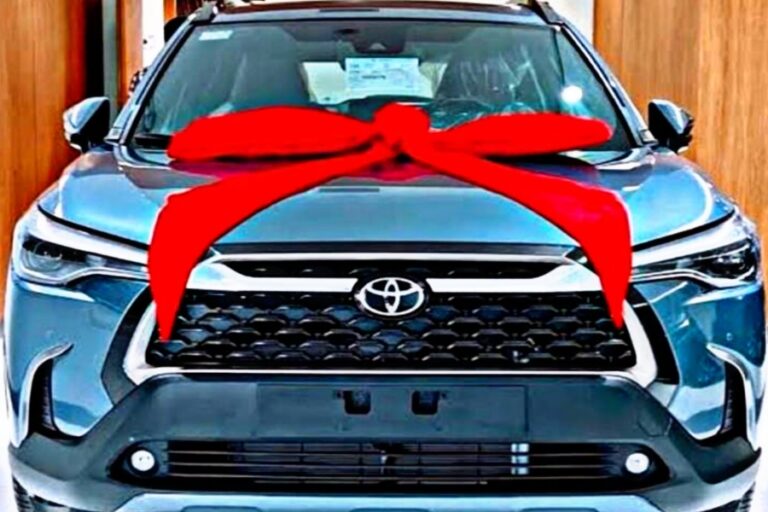 Toyota ने लॉन्च की धाकड़ दबंग लुक वाली गाड़ी, फीचर्स और डिज़ाइन एकदम अमेजिंग