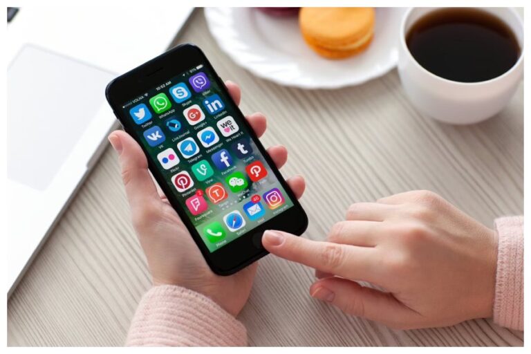 Tips For New Phone: नया फोन खरीदते समय तभी करें ये जरूरी काम, बेहद खास बातें जो रखें ये ध्यान