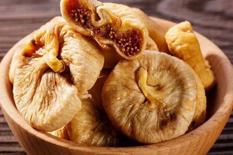 अंजीर का पानी पीने के अनोखे फायदे, जल्दी जानें और आज ही से करें सेवन