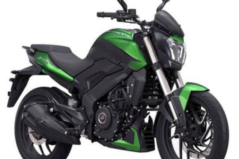 अपने लुक से Bajaj Dominar ने सड़कों पर काटा बवाल, सॉलिड इंजन के साथ झन्नाटेदार फीचर्स