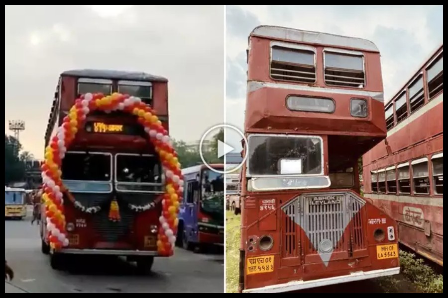 Double Decker Bus