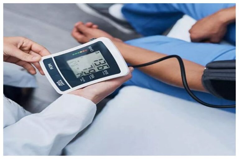 High Blood Pressure: हाई ब्लड प्रेशर से हैं परेशान? तो इन टिप्स से मिलेगा काफी हद तक समाधान, जानें