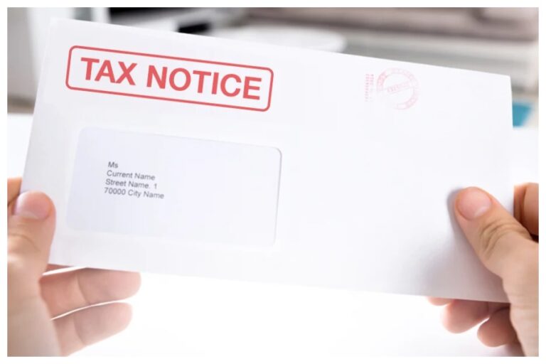 ITR Refund: आईटीआर के रिफंड में ज्यादा पैसे आने पर अभी करें ये काम, नहीं तो आएगा आयकर विभाग का Notice