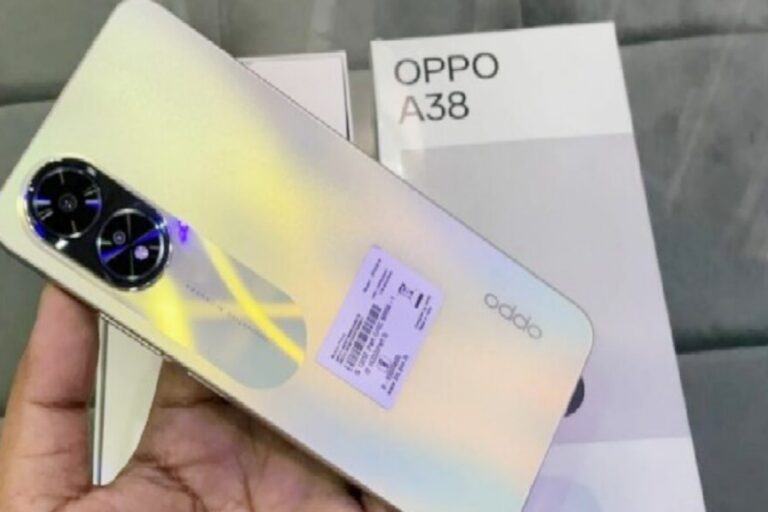 OPPO का यह स्टाइलिश फोन युवाओं को भाया, सेल्स में Vivo की बजी बैंड