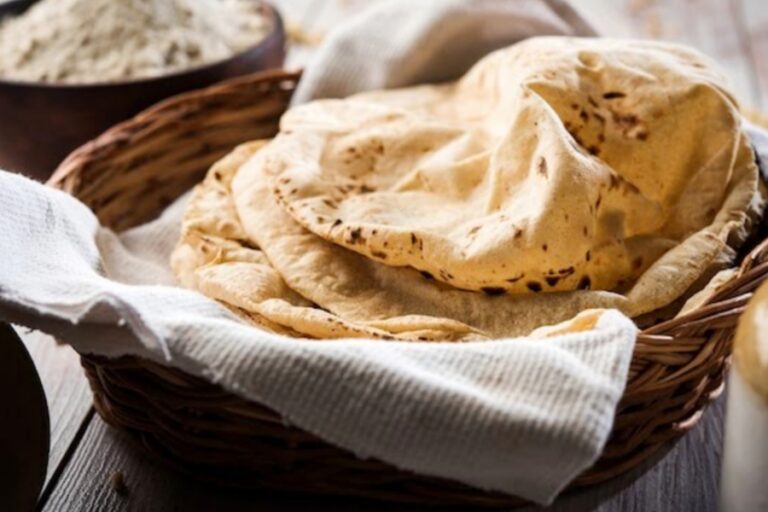 Stale Chapatis Benefits: बासी रोटी खाने के अनोखे फायदे, जानकर करें यह सभी बीमारी दूर