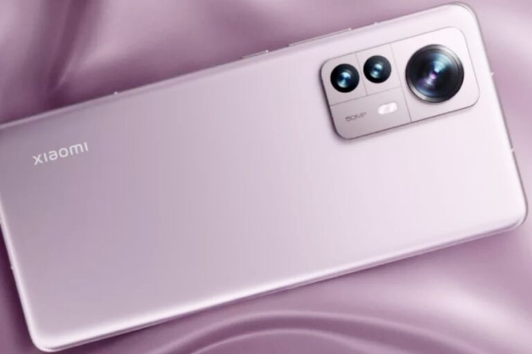 Xiaomi 12 Pro की कीमत में भारी गिरावट, अब आधी कीमत में खरीदें