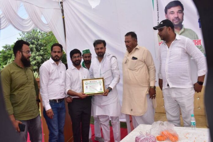 Bhakiyu Kisan Sena National Secretary Dr Amit Kapoor