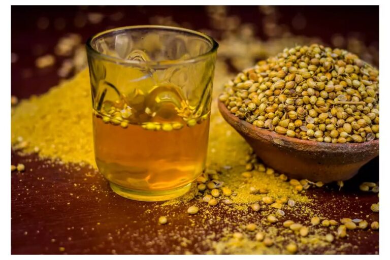 Healthy Drink In Morning: खाली पेट इन डिंक्स को पीकर रहेगी हेल्दी और स्वस्थ, स्किन भी रहेगी चमाचम, जानें