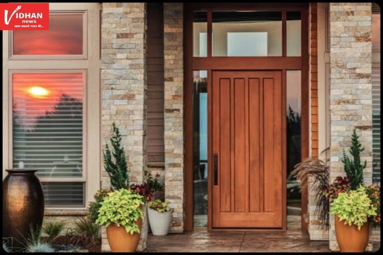 Vastu Tips:घर के मुख्य द्वार पर भूलकर भी ना रखें यह चीजे,वरना जिंदगी भर कंगाली नहीं छोड़ेगी पीछा