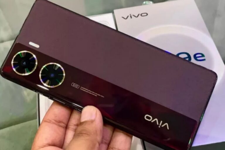 Vivo V29e की सॉलिड बॉडी ने किया सबको दीवाना, जानें धुंआधार फीचर्स