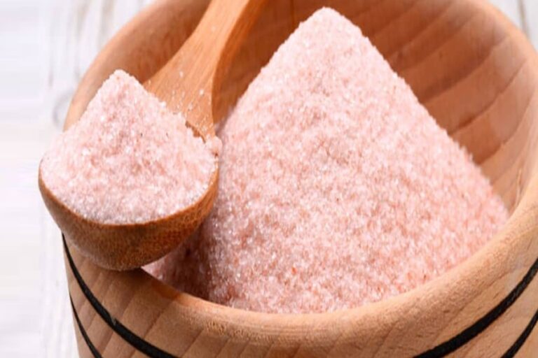 Benefits of Rock Salt: रोज खाने में शामिल करें सेंधा नमक, बीमारियों से रहेंगे दूर