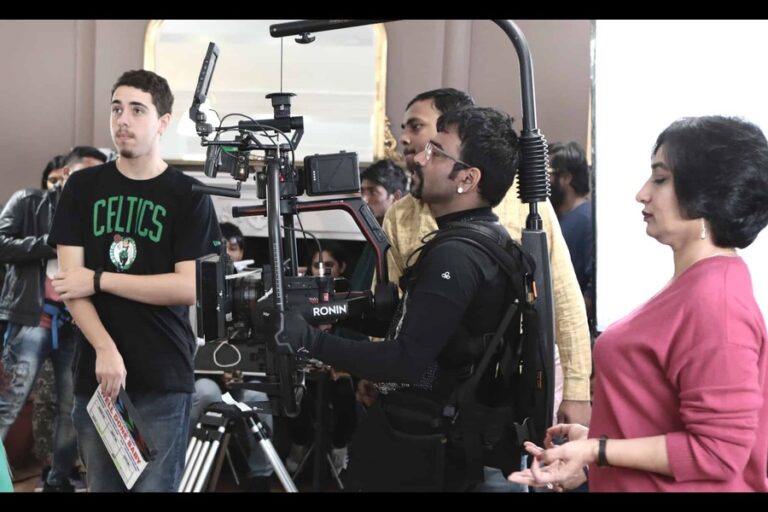 Bollywood Shoot Techniques: रियल नहीं होती है बॉलीवुड किस, फिल्म में ऐसे शूट होते हैं इंटीमेट सीन्स