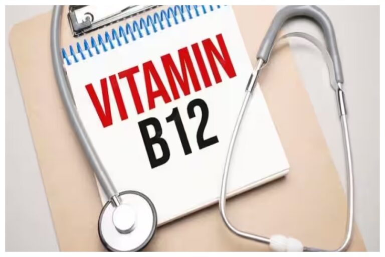Vitamin B12 Deficiency : इन लक्षणों का मतलब शरीर में हो गई है विटामिन बी12 की कमी, ऐसे रहें सावधान