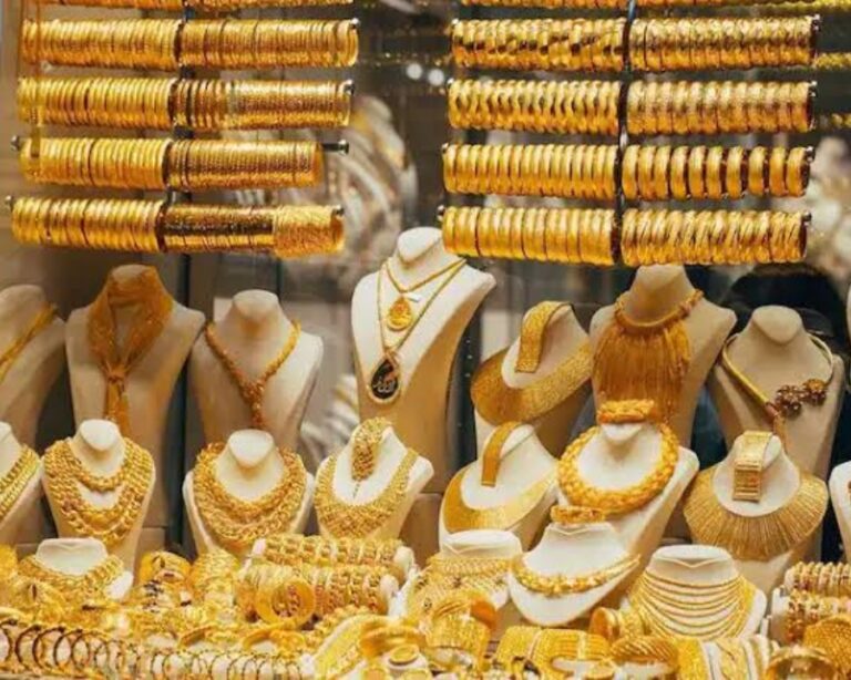 Gold-silver Price:सोने चांदी के रेट में हुई बड़ी बढ़ोतरी,जानिए अपने राज्य में सोना चांदी का ताजा रेट