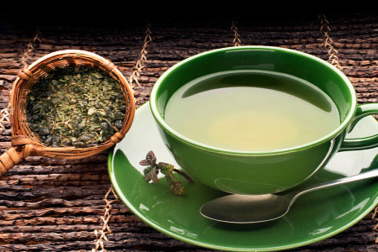 Home Made Grean Tea: घर पर ग्रीन टी बनाकर महीनों तक पिएं, नहीं खर्च करने पड़ेंगे पैसे