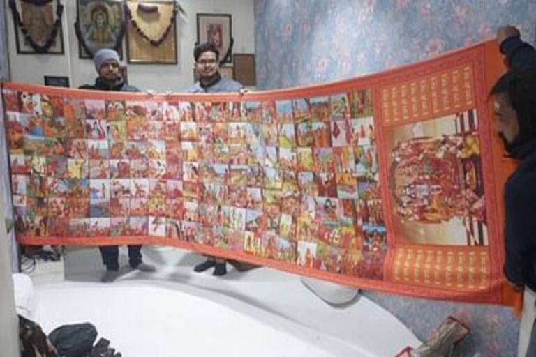 Ramayan Saree: इस साड़ी में छपी है पूरी रामायण, रामलला को दी जाएगी भेंट