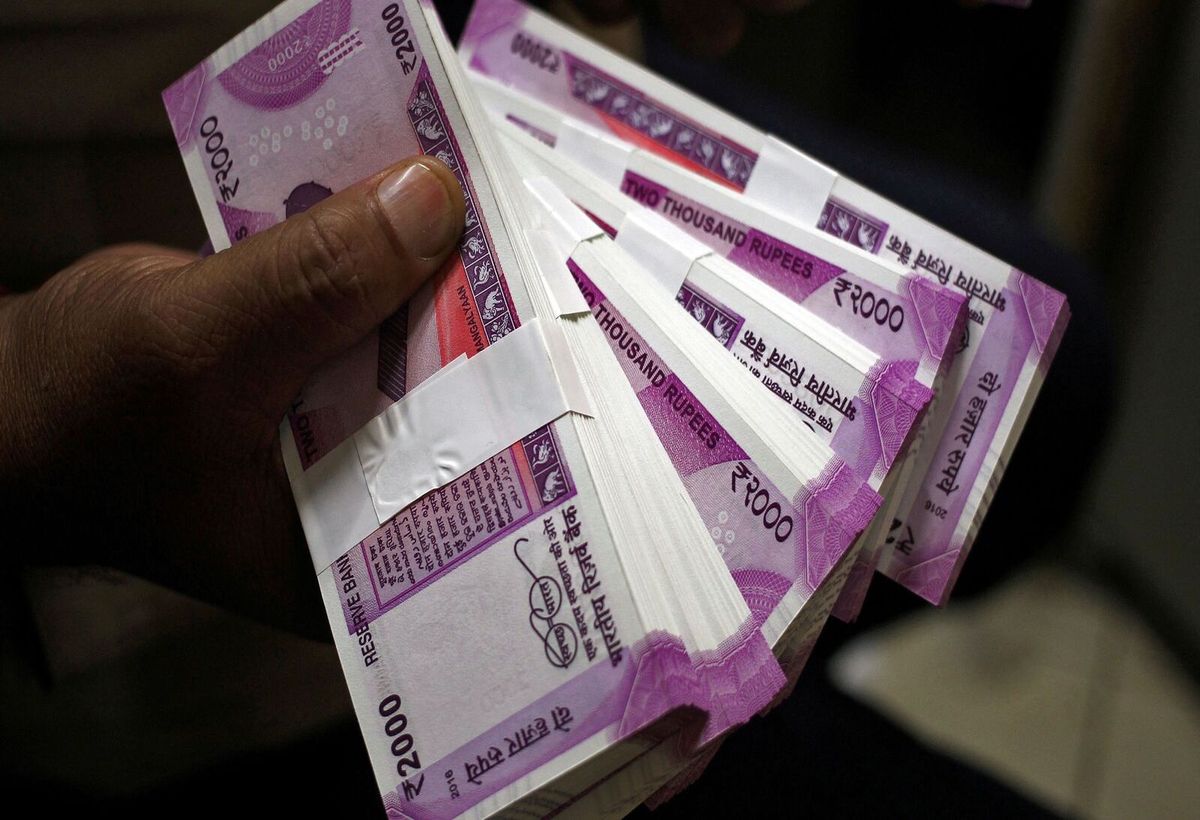 2000rupees