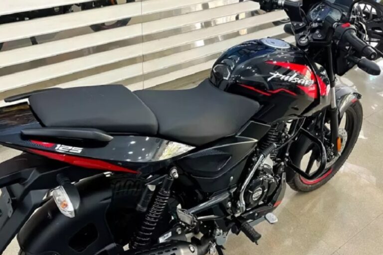 Bajaj Pulsar 125 स्पोर्ट्स लुक के साथ शानदार तूफानी फीचर्स में पेश, खरीदें इतने रुपए में